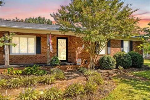 230 E Old Farm Road