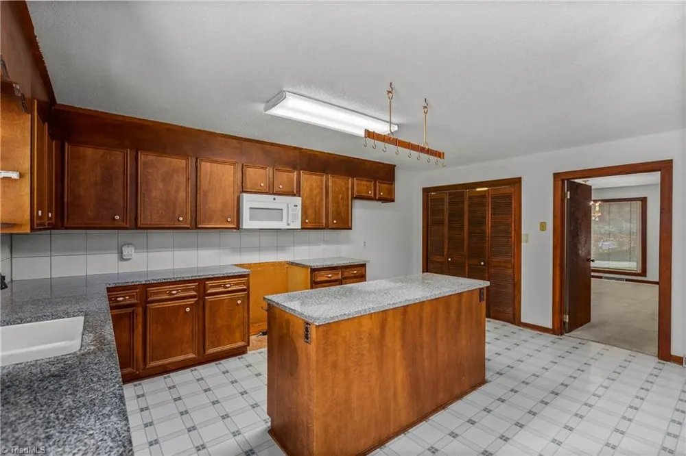 1859 Ellison Creek Road Lewisville, NC 27023