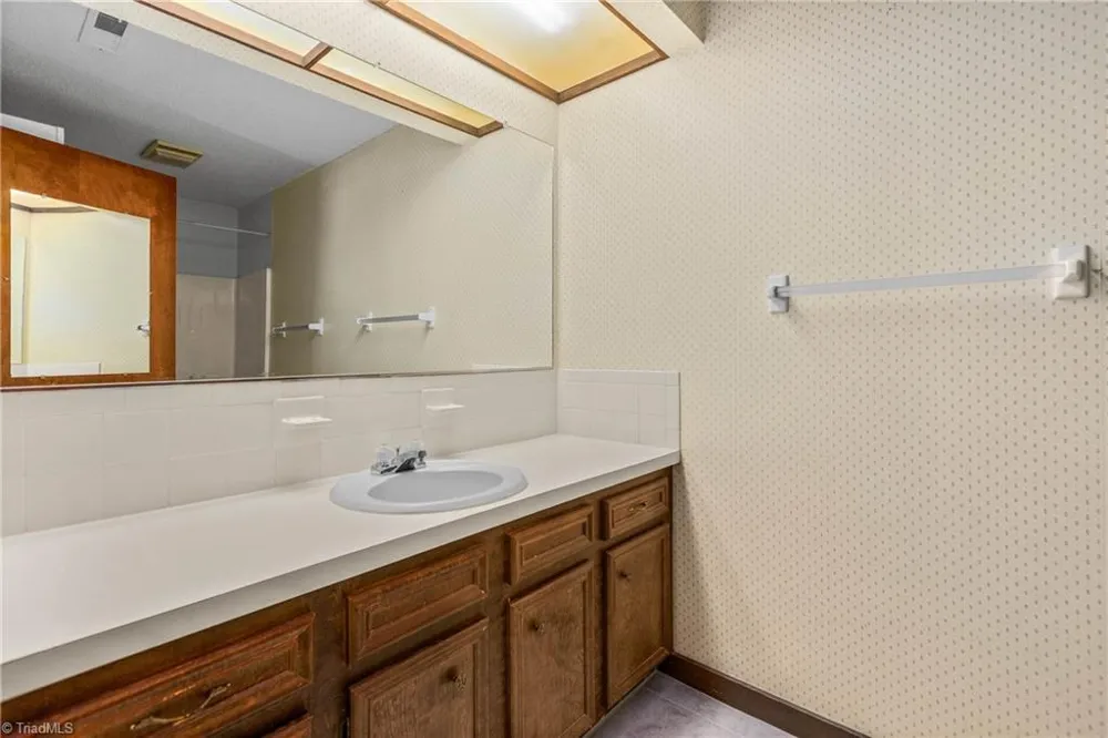 1859 Ellison Creek Road Lewisville, NC 27023