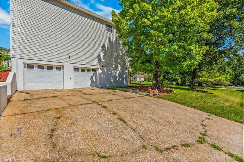 1859 Ellison Creek Road Lewisville, NC 27023