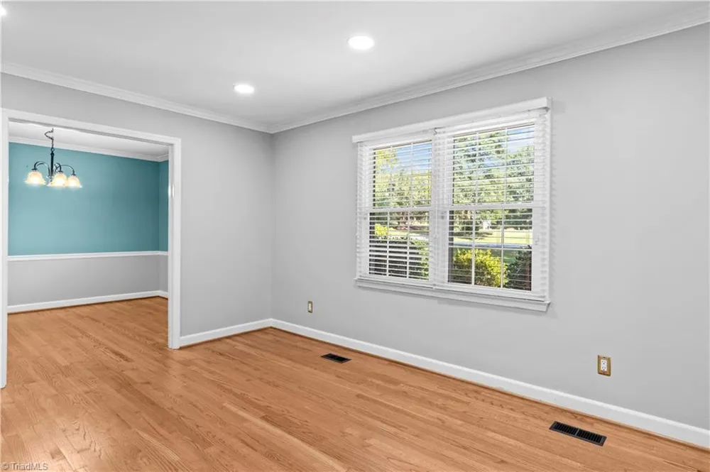 170 Queens Court Clemmons, NC 27012