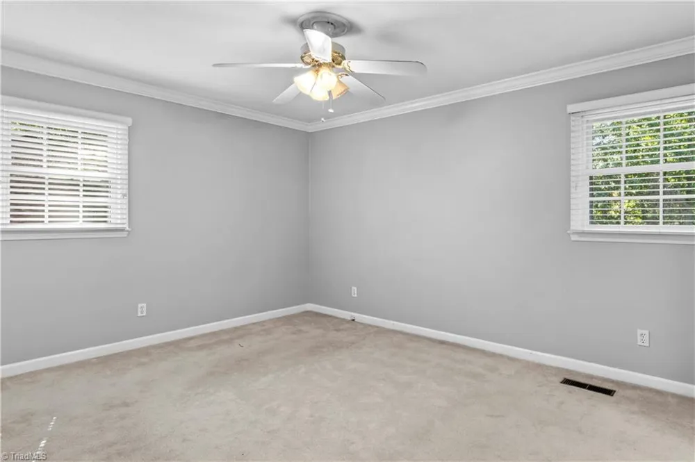 170 Queens Court Clemmons, NC 27012