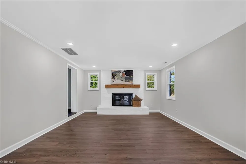 4982 Yanceyville Road Browns Summit, NC 27214