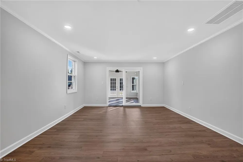 4982 Yanceyville Road Browns Summit, NC 27214
