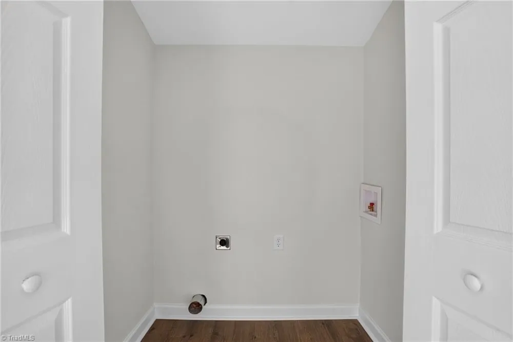 4982 Yanceyville Road Browns Summit, NC 27214