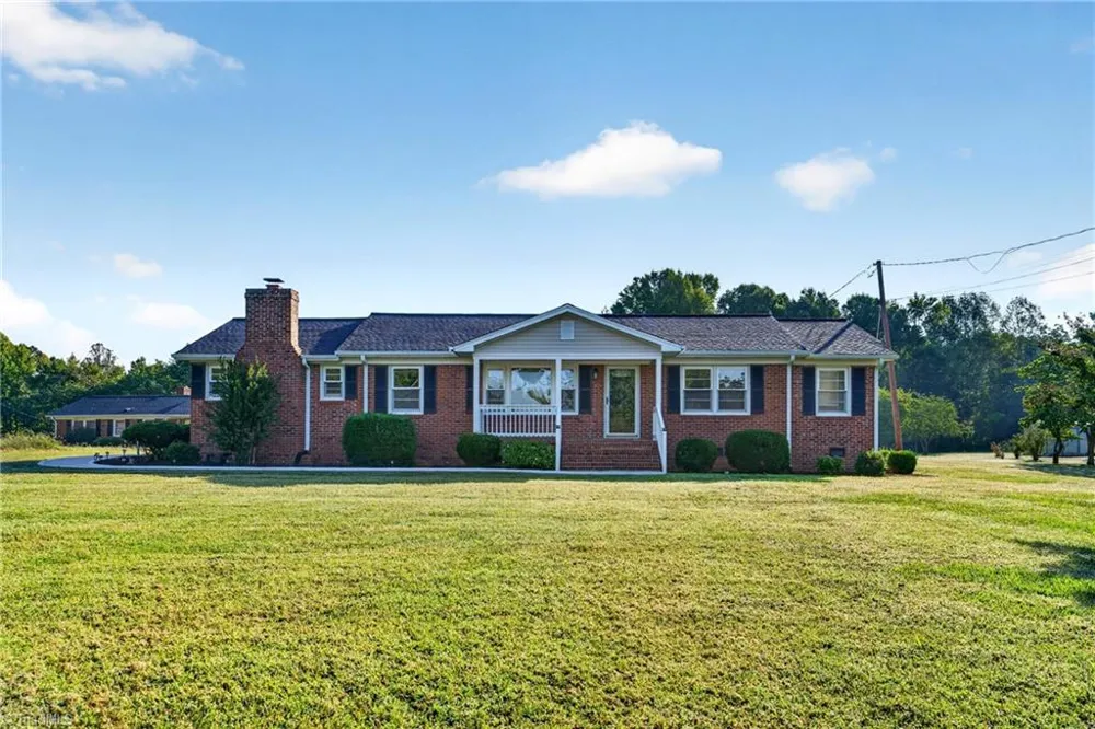 4982 Yanceyville Road Browns Summit, NC 27214