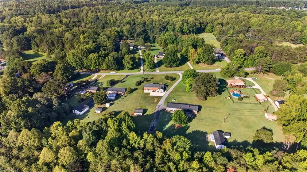 4982 Yanceyville Road Browns Summit, NC 27214