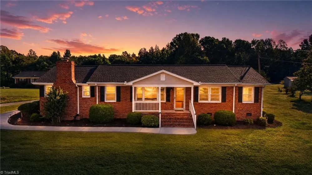 4982 Yanceyville Road Browns Summit, NC 27214