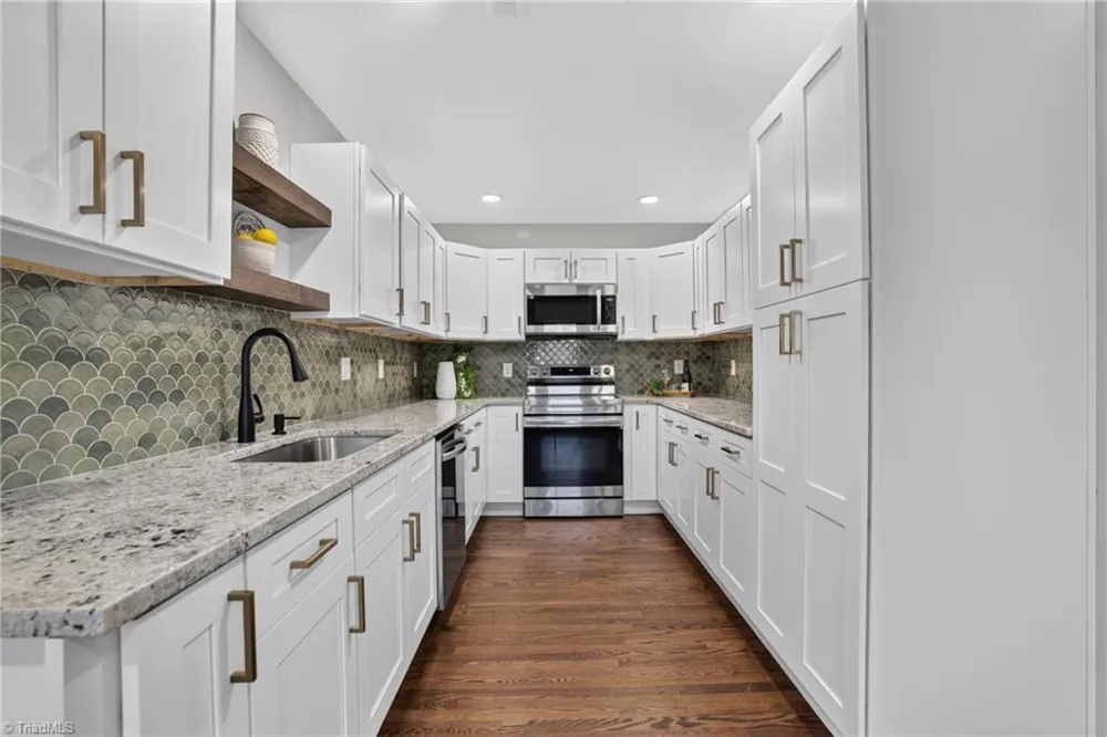 4982 Yanceyville Road Browns Summit, NC 27214