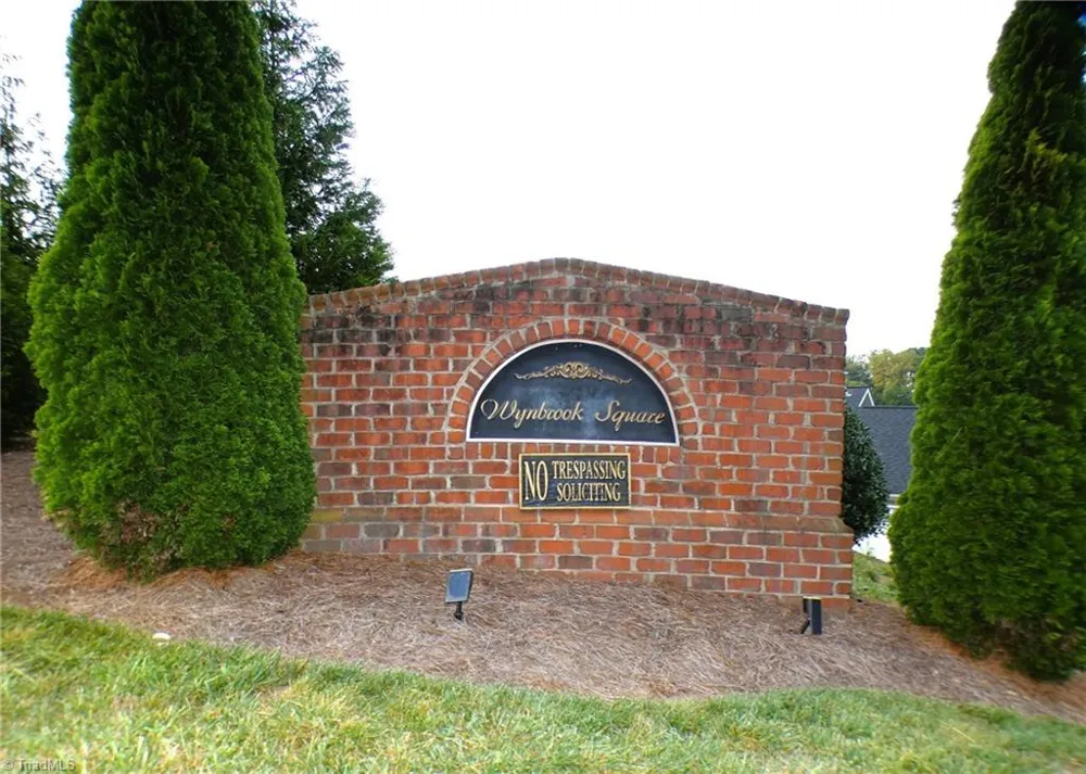 2439 Wynbrook Square Court Winston-Salem, NC 27103