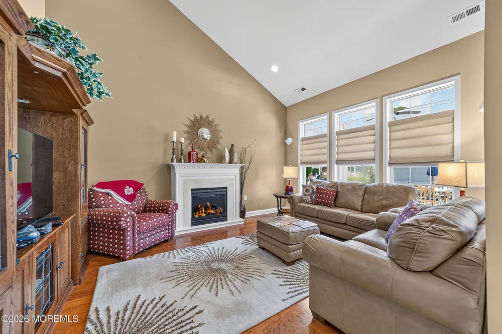 3 Aquaduct Road Monroe, NJ 08831