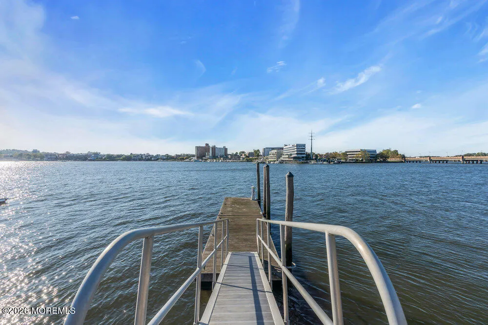 82 Conover Lane Red Bank, NJ 07701