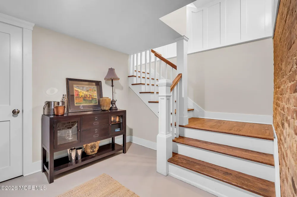 82 Conover Lane Red Bank, NJ 07701