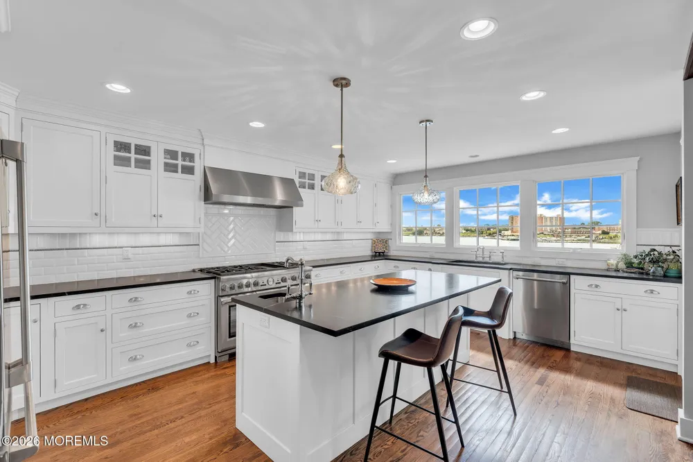 82 Conover Lane Red Bank, NJ 07701