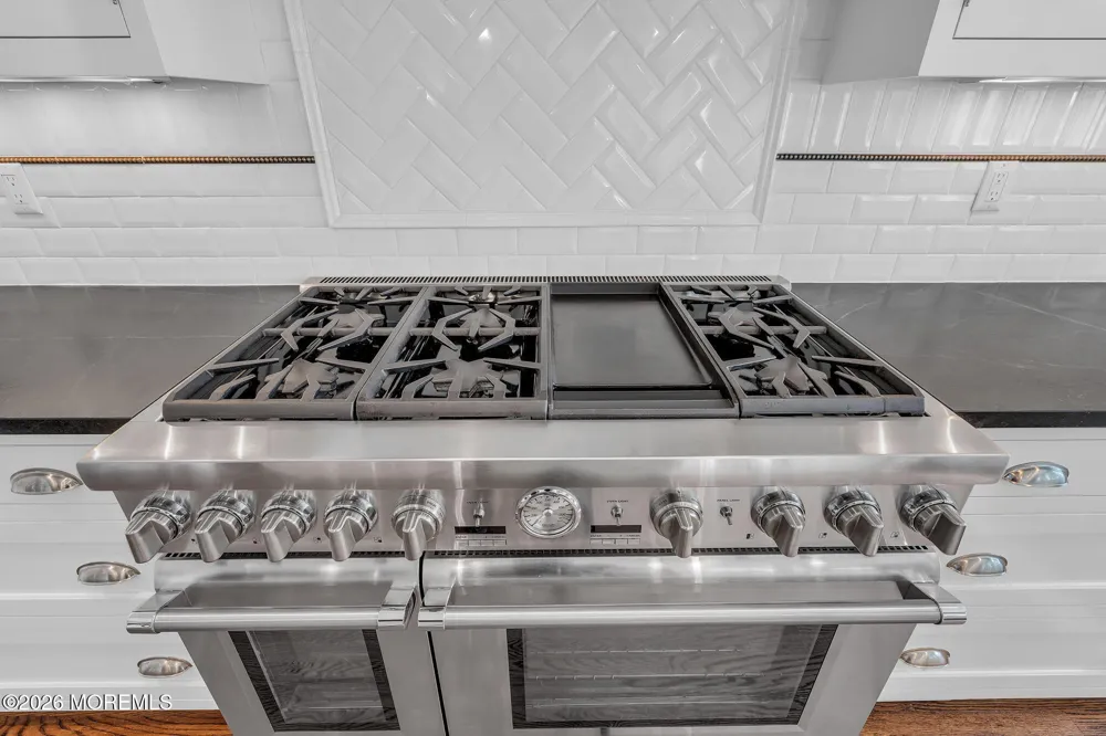 82 Conover Lane Red Bank, NJ 07701