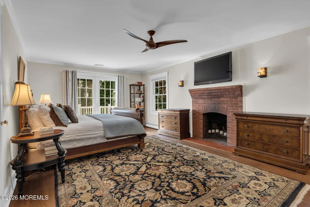 82 Conover Lane Red Bank, NJ 07701