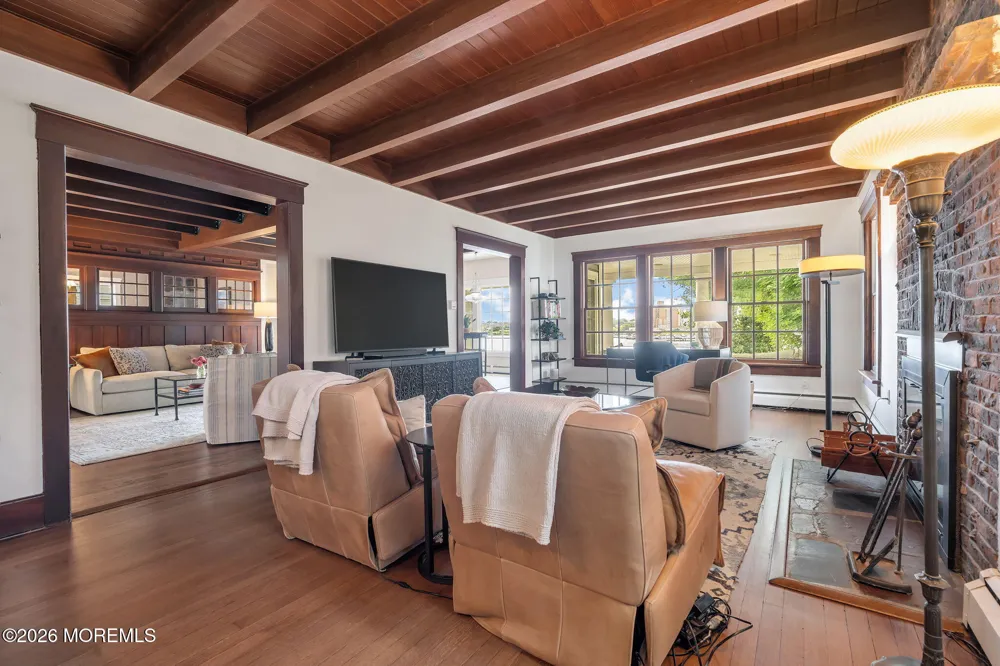 82 Conover Lane Red Bank, NJ 07701
