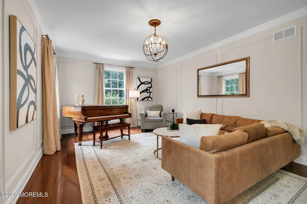 4 Tuxedo Road Rumson, NJ 07760