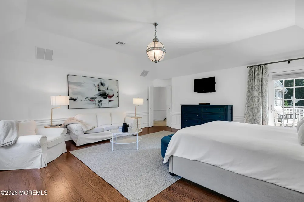 4 Tuxedo Road Rumson, NJ 07760