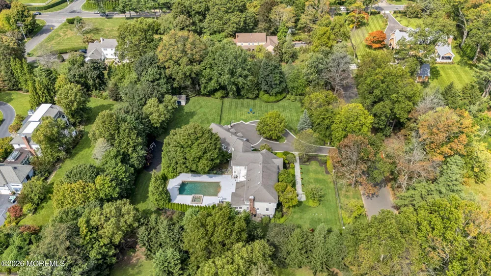 4 Tuxedo Road Rumson, NJ 07760