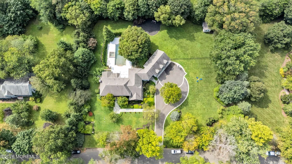 4 Tuxedo Road Rumson, NJ 07760