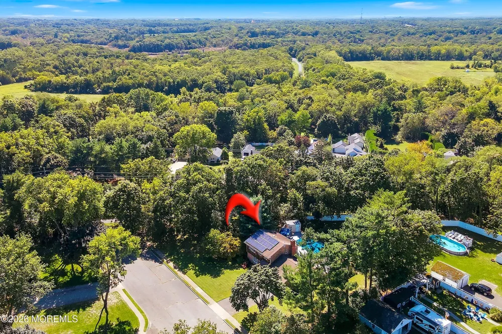 2211 Lark Drive Allenwood, NJ 08720