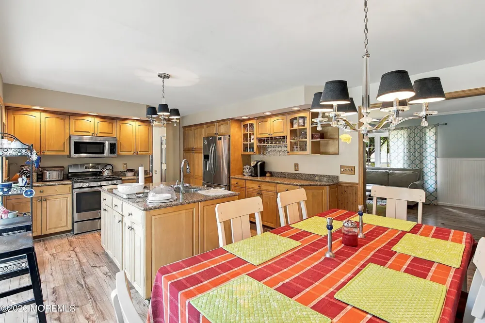 2211 Lark Drive Allenwood, NJ 08720