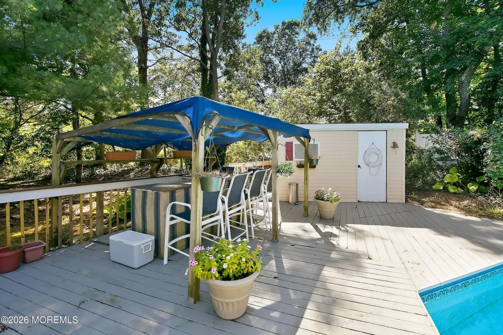 2211 Lark Drive Allenwood, NJ 08720