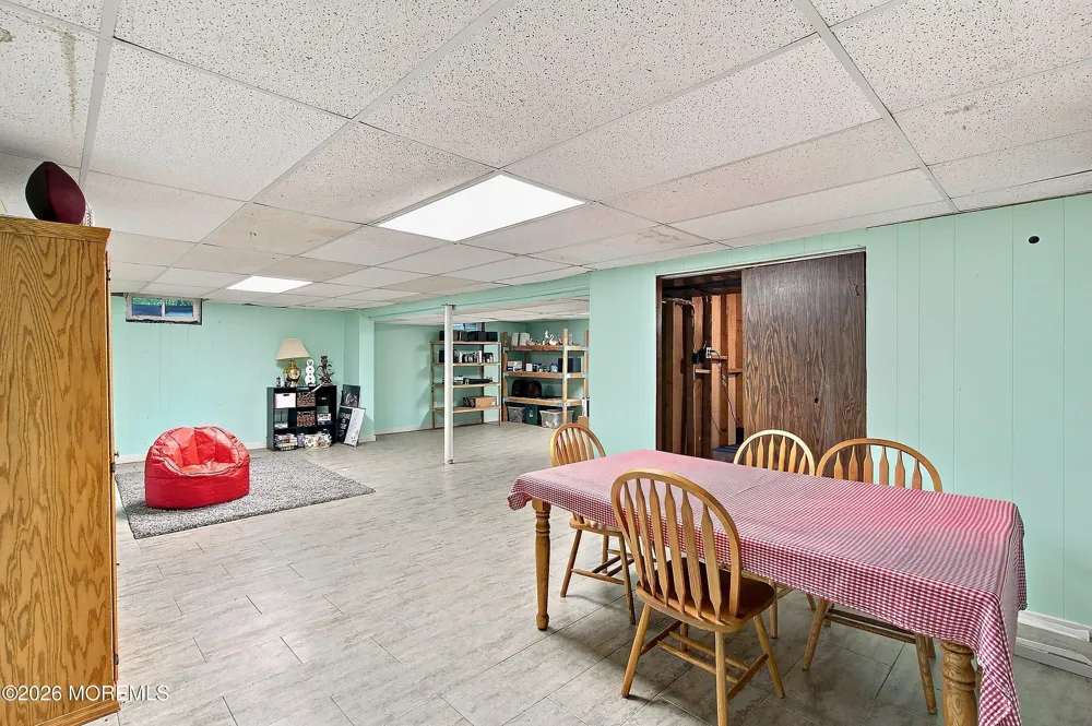 2211 Lark Drive Allenwood, NJ 08720