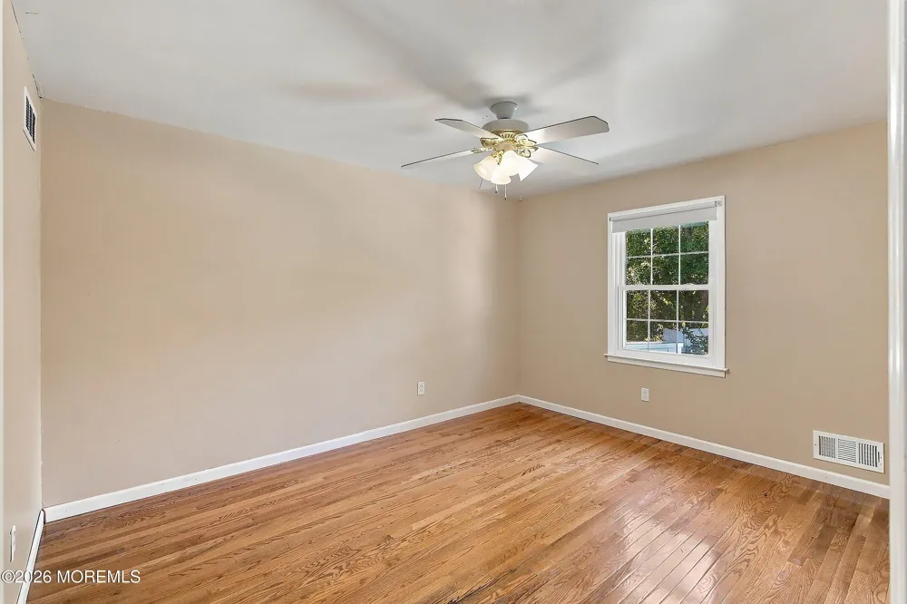 2211 Lark Drive Allenwood, NJ 08720