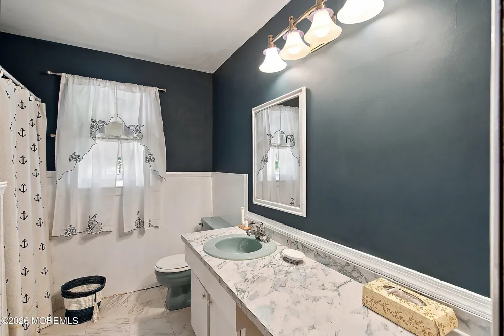 2211 Lark Drive Allenwood, NJ 08720