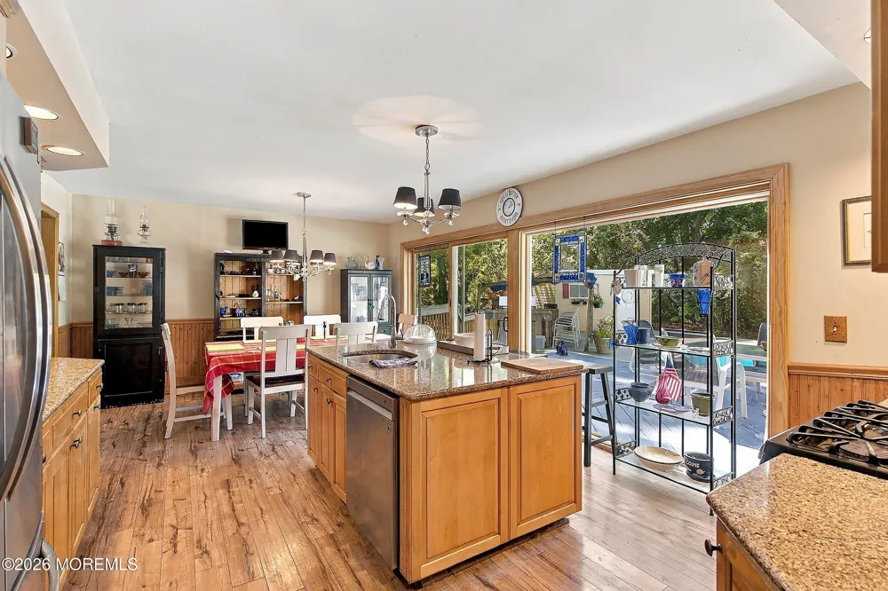 2211 Lark Drive Allenwood, NJ 08720