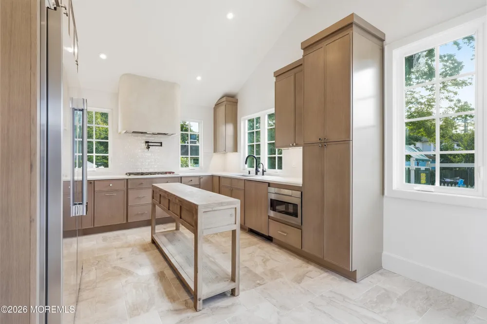 504 Monmouth Road Allenhurst, NJ 07711