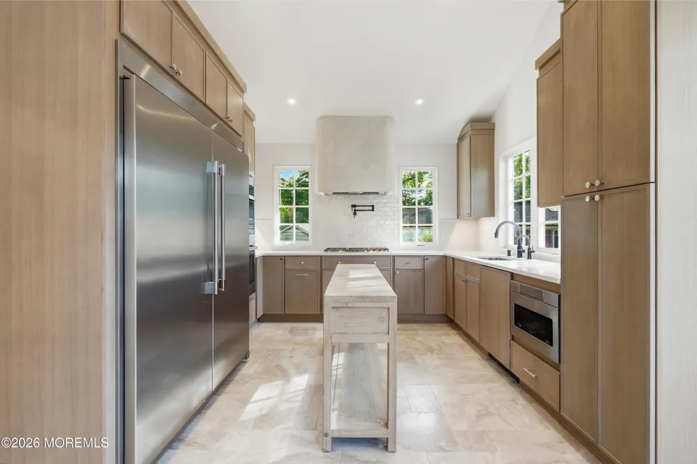 504 Monmouth Road Allenhurst, NJ 07711