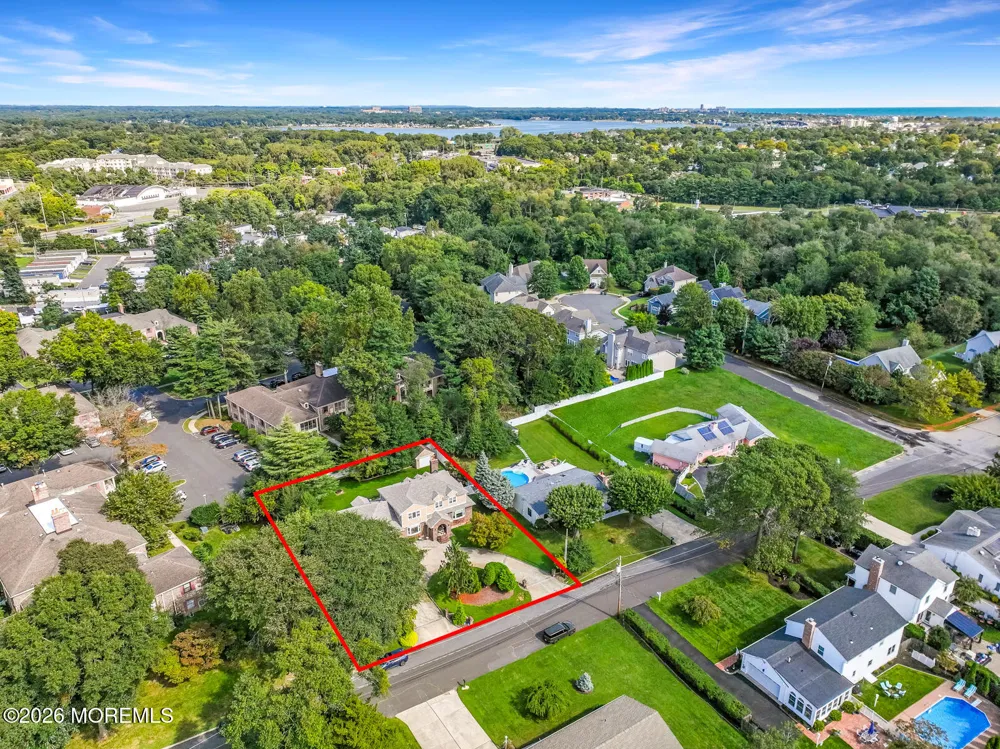 1106 Hawthorne Parkway Spring Lake, NJ 07762