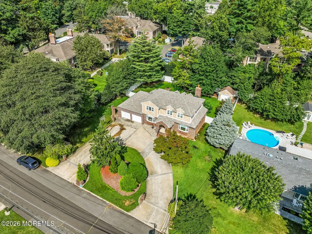1106 Hawthorne Parkway Spring Lake, NJ 07762