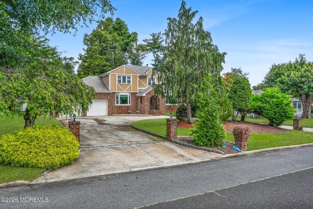 1106 Hawthorne Parkway Spring Lake, NJ 07762