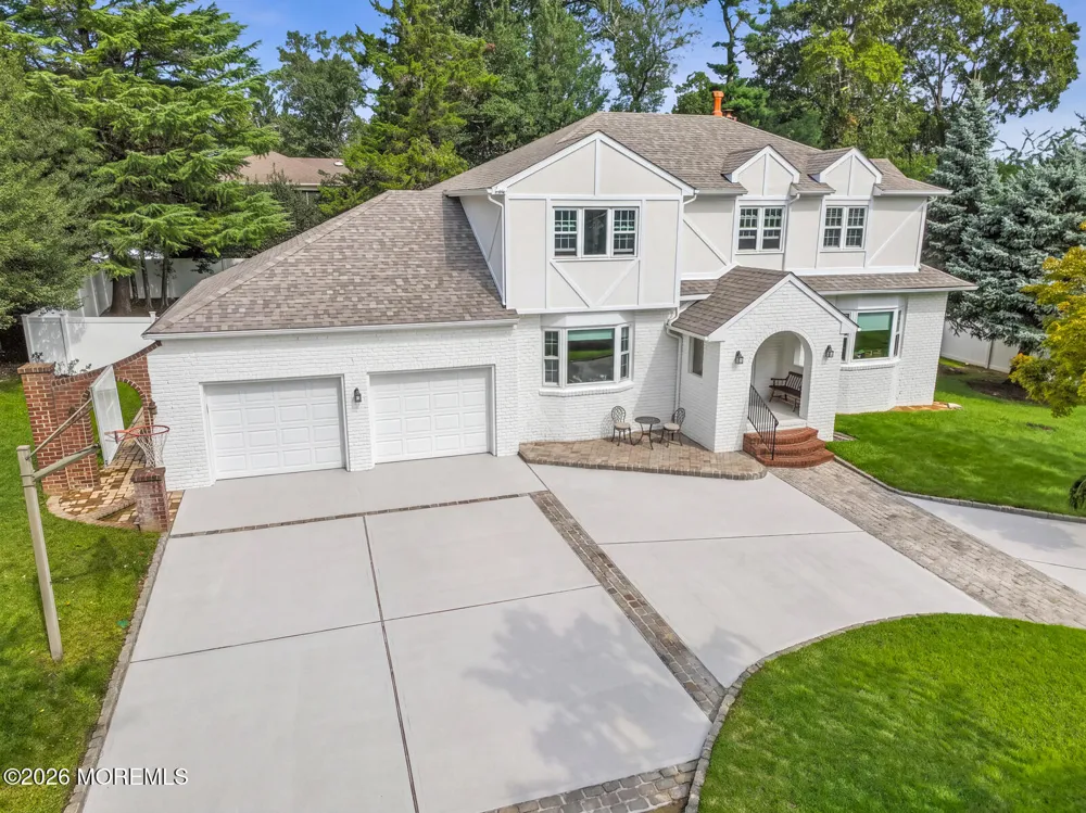 1106 Hawthorne Parkway Spring Lake, NJ 07762