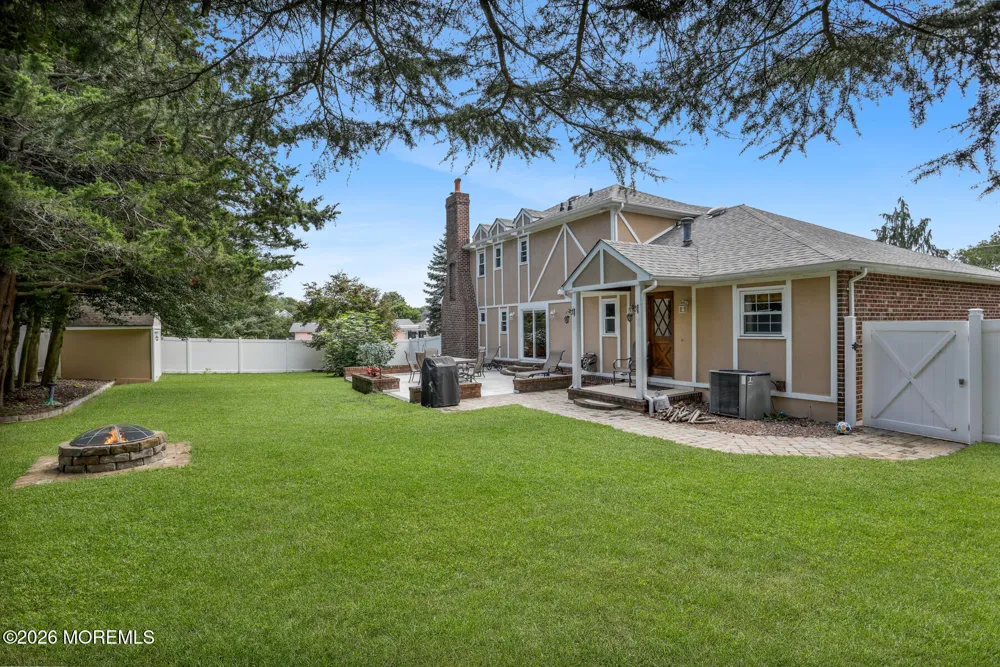 1106 Hawthorne Parkway Spring Lake, NJ 07762