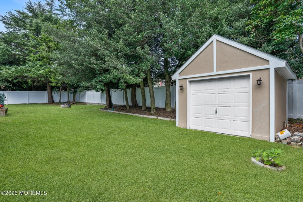 1106 Hawthorne Parkway Spring Lake, NJ 07762