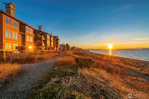 9535 Semiahmoo Pkwy #B303