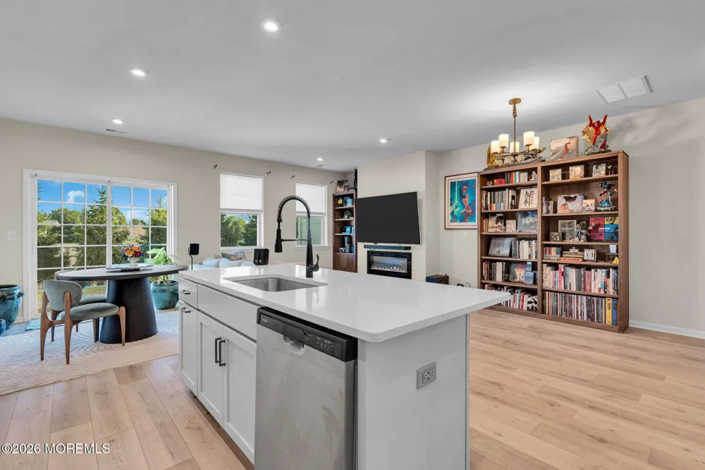 6 Chapel Lane Wall, NJ 07753