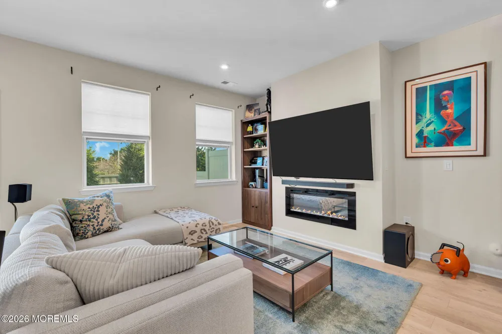 6 Chapel Lane Wall, NJ 07753
