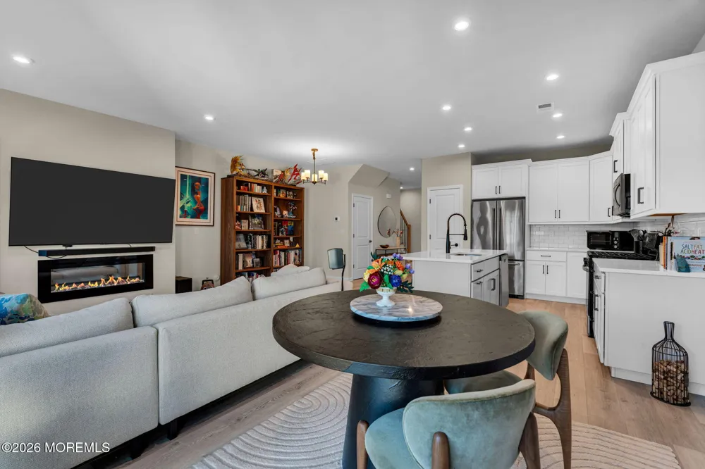 6 Chapel Lane Wall, NJ 07753
