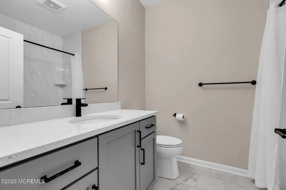 6 Chapel Lane Wall, NJ 07753
