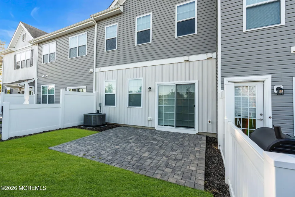6 Chapel Lane Wall, NJ 07753