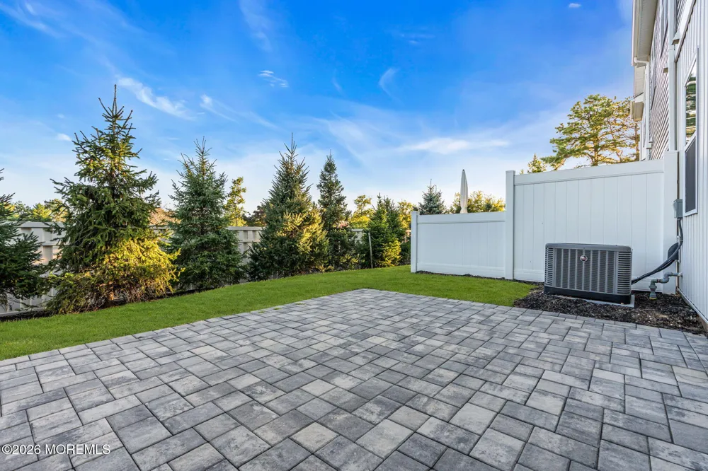 6 Chapel Lane Wall, NJ 07753