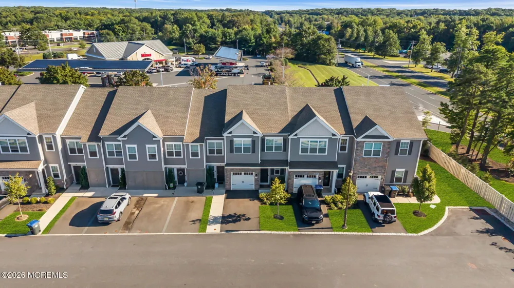 6 Chapel Lane Wall, NJ 07753
