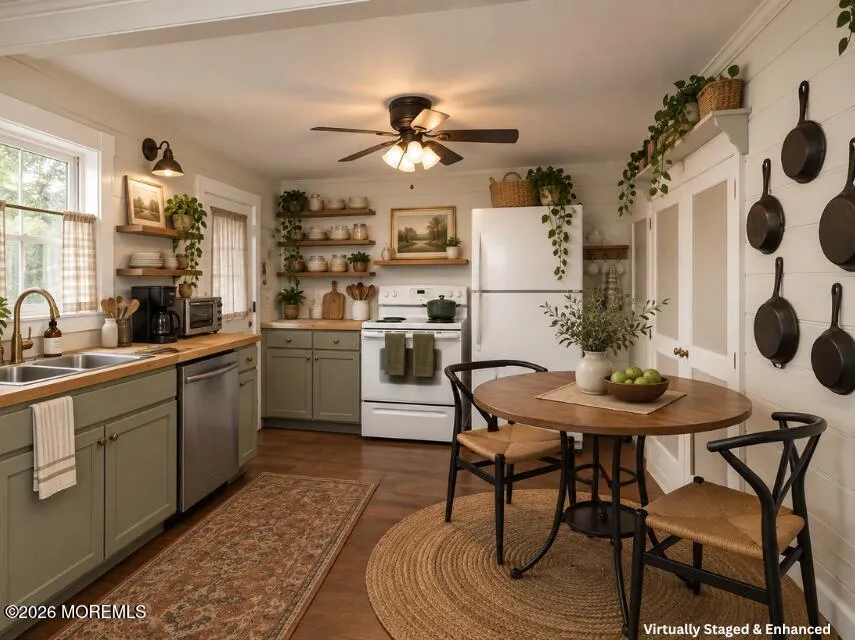 636 Holmdel Road Hazlet, NJ 07730