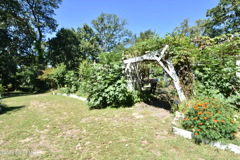 636 Holmdel Road Hazlet, NJ 07730